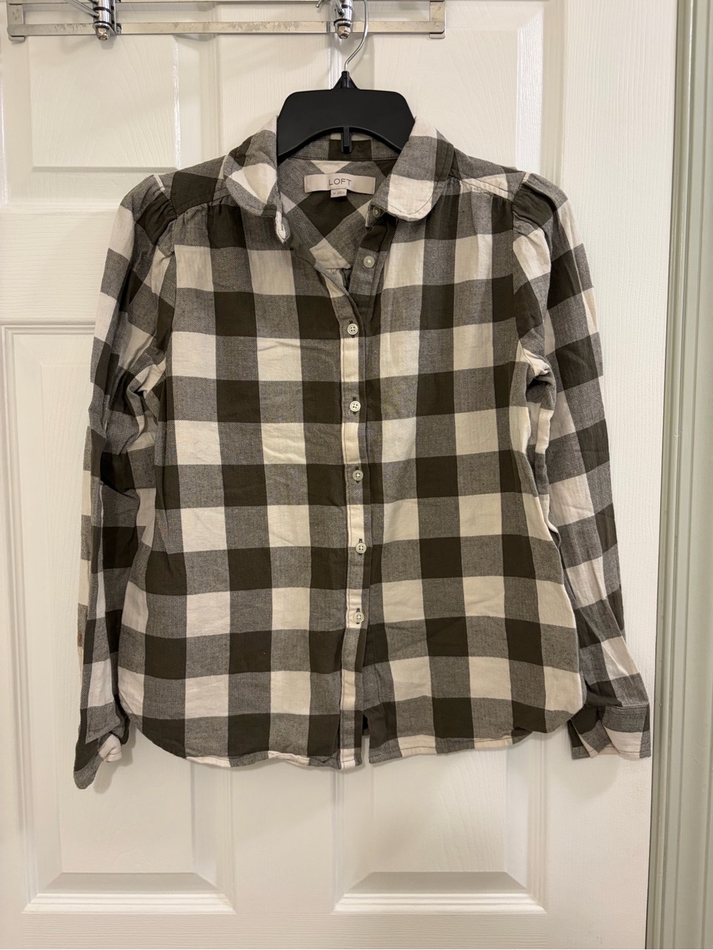 LOFT Gray and White Plaid Button-Down Shirt